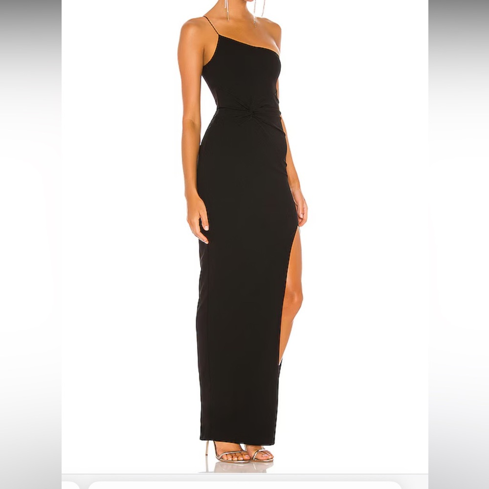 Lust One Shoulder Gown in Black